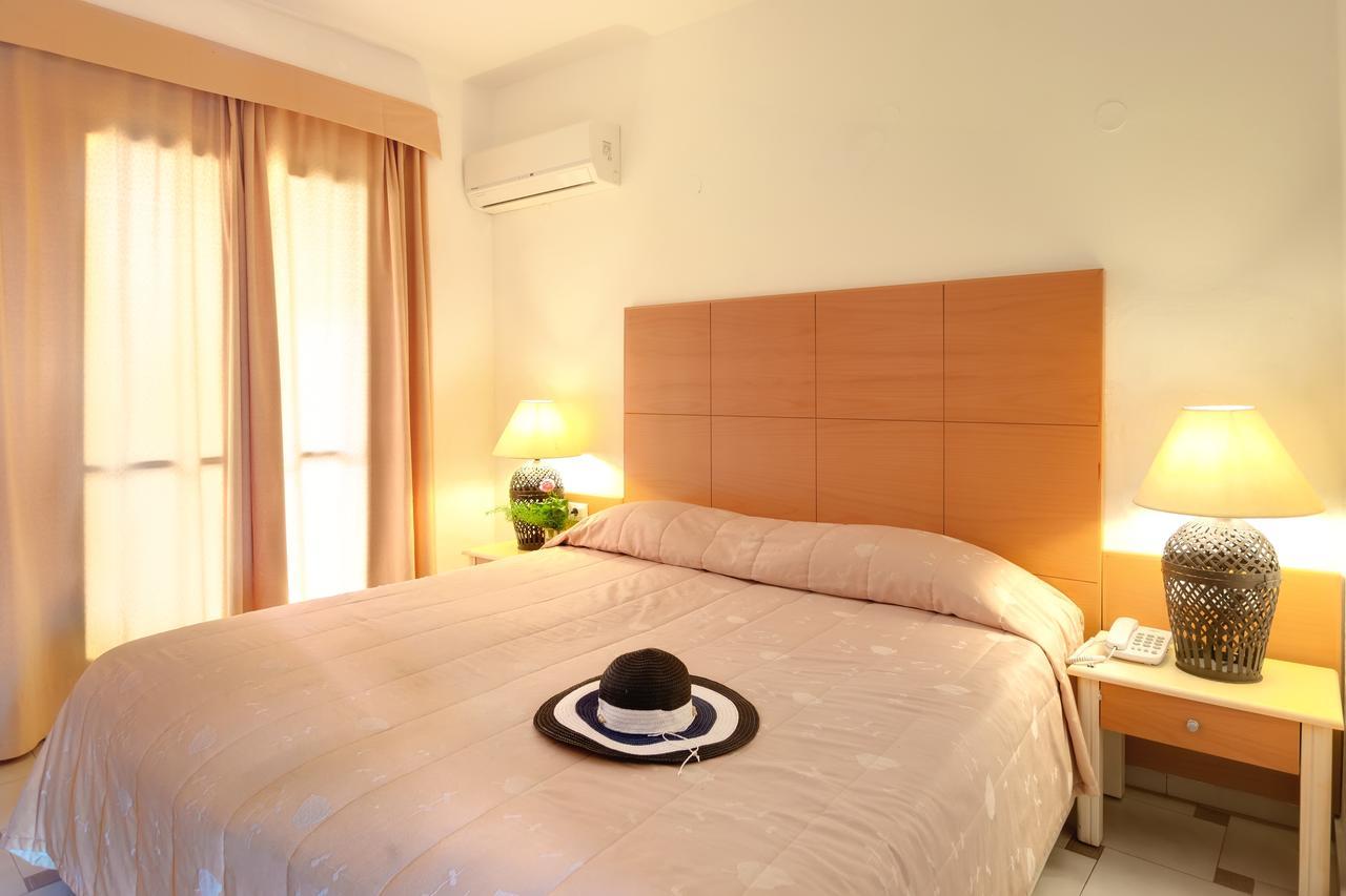 Dimare Apartments อายิโอสนิโกลาโอส ภายนอก รูปภาพ